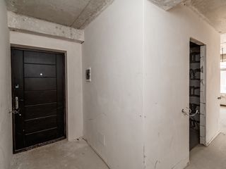 Apartament de vinzare - 110 m2 !!! foto 2