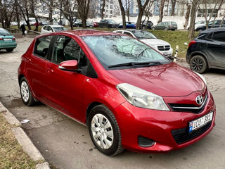 Toyota Yaris foto 9