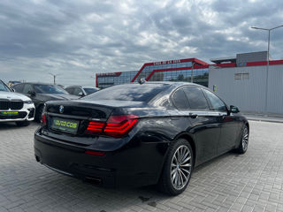 BMW 7 Series foto 2