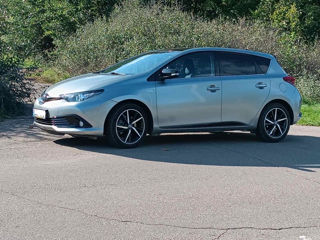 Toyota Auris foto 2