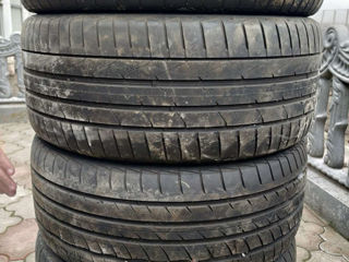 Audi 245/40 R 18. foto 2