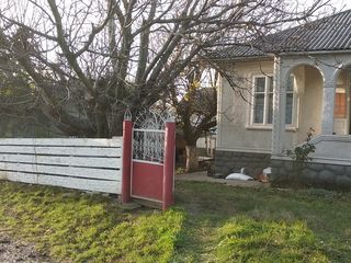 Se vinde casă în satul Volodeni . foto 2