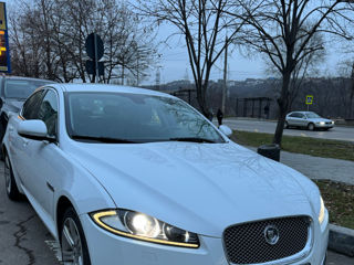 Jaguar XF foto 4