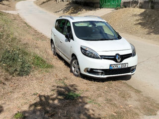 Renault Grand Scenic foto 7