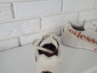 Новые женские кроссовки Ellesse foto 4