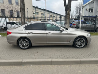 BMW 5 Series foto 4