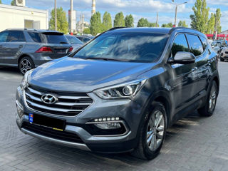 Hyundai Santa FE foto 1