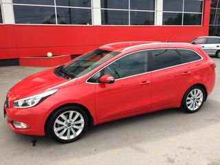 KIA Ceed Sw foto 1