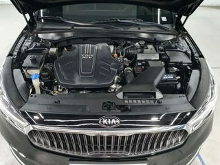 KIA K7 foto 8