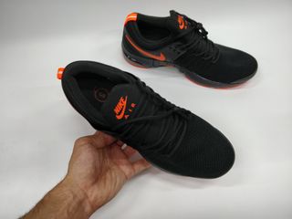 Nike air presto black orange foto 2