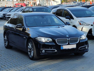 BMW 5 Series foto 4