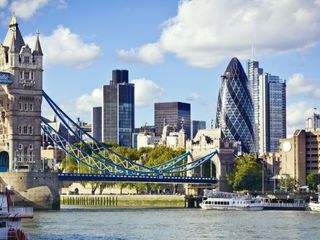 Zboruri ieftine din Chișinău spre Londra