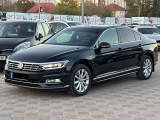 Volkswagen Passat foto 1