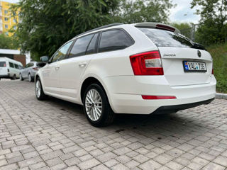 Skoda Octavia foto 6