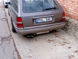 Mercedes Series (W124) foto 3