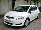 Toyota Auris foto 1