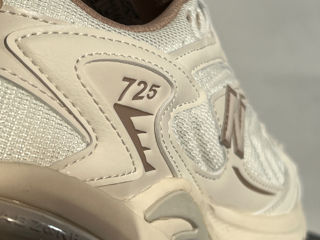 Новые New Balance 725 foto 6