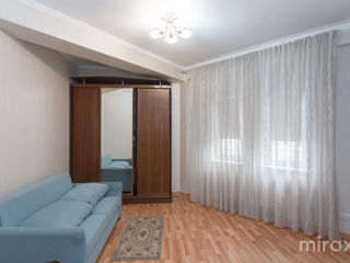 Apartament cu 3 camere, 117 m², Centru, Chișinău foto 6