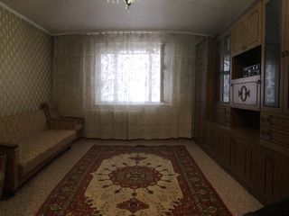 3-х комнатная квартира, 73 м², Ботаника, Кишинёв