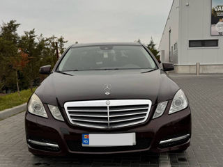 Mercedes E-Class foto 8