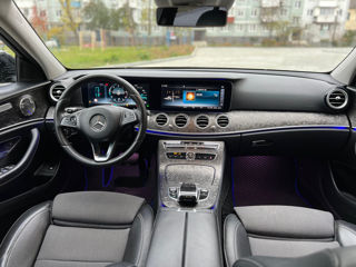 Mercedes E-Class foto 17