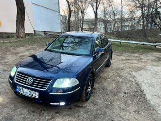 Volkswagen Passat foto 2