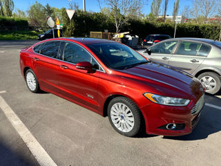 Ford Fusion foto 2