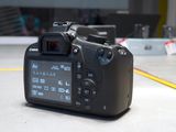 Canon EOS 1200D - зеркальный фотоаппарат, новый в коробке foto 3