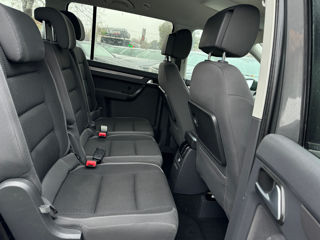 Volkswagen Touran foto 19