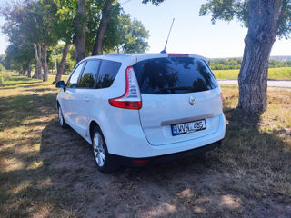 Renault Grand Scenic foto 6