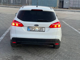 Ford Focus foto 5