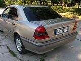 Mercedes C Class foto 6