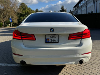 BMW 5 Series foto 6