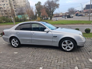 Mercedes E-Class foto 4