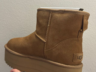 UGG mărimea 39, originale foto 3