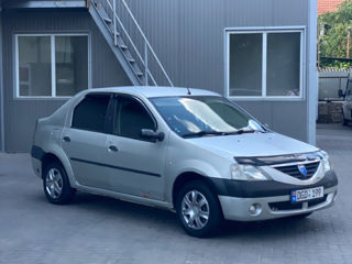 Dacia Logan foto 2