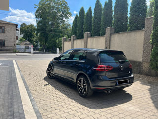 Volkswagen Golf foto 2