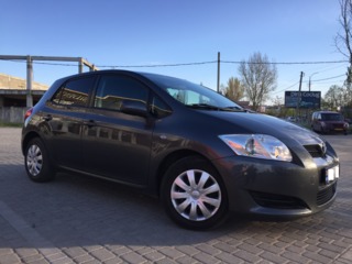 Toyota Auris foto 2