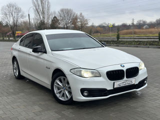 BMW 5 Series foto 5