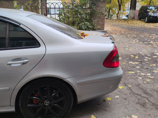 Mercedes E-Class foto 6