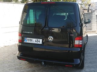 Volkswagen Caravelle foto 4