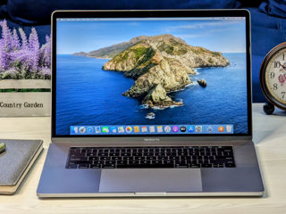 MacBook Pro 15 Retina 2017 (Core i7 7820HQ/16Gb Ram/512Gb SSD/4Gb Radeon Pro 560/15.4" Retina IPS)