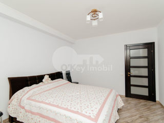 Apartament cu 3 camere, 73 m², Buiucani, Chișinău foto 2