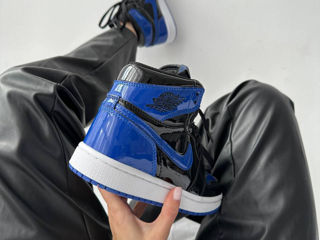 Nike Air Jordan 1 Retro High Patent Rotal Blue Unisex foto 4