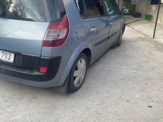 Renault Scenic foto 2