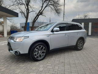 Mitsubishi Outlander foto 6