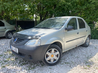 Dacia Logan foto 2