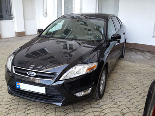 Ford Mondeo foto 1