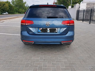 Volkswagen Passat foto 4