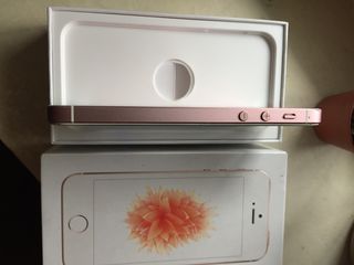 iPhone SE  Rose Gold 32GB. Original foto 5